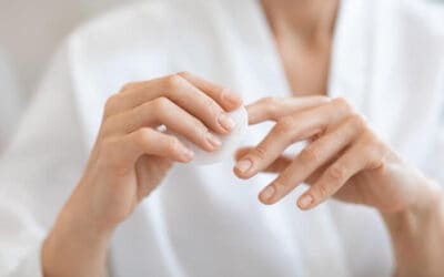 How To Maintain Your Manicure Between Nail Salon Visits For Longer Lasting Nails